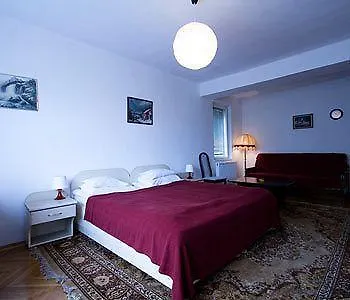 Gold Apartment *