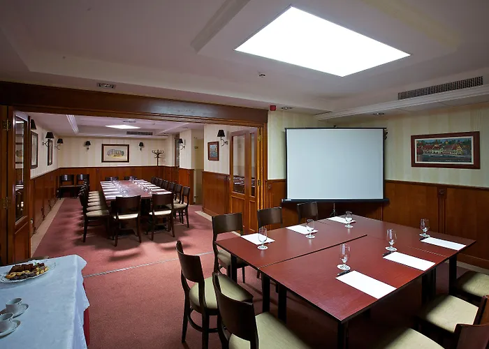 Gold ブダペスト